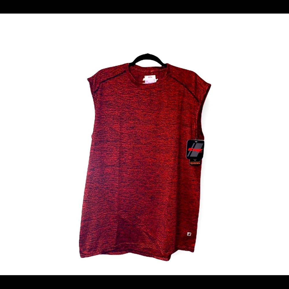 Sleeveless t-shirt